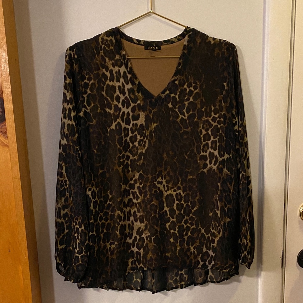 IMAN Leopard Print V-Neck Blouse